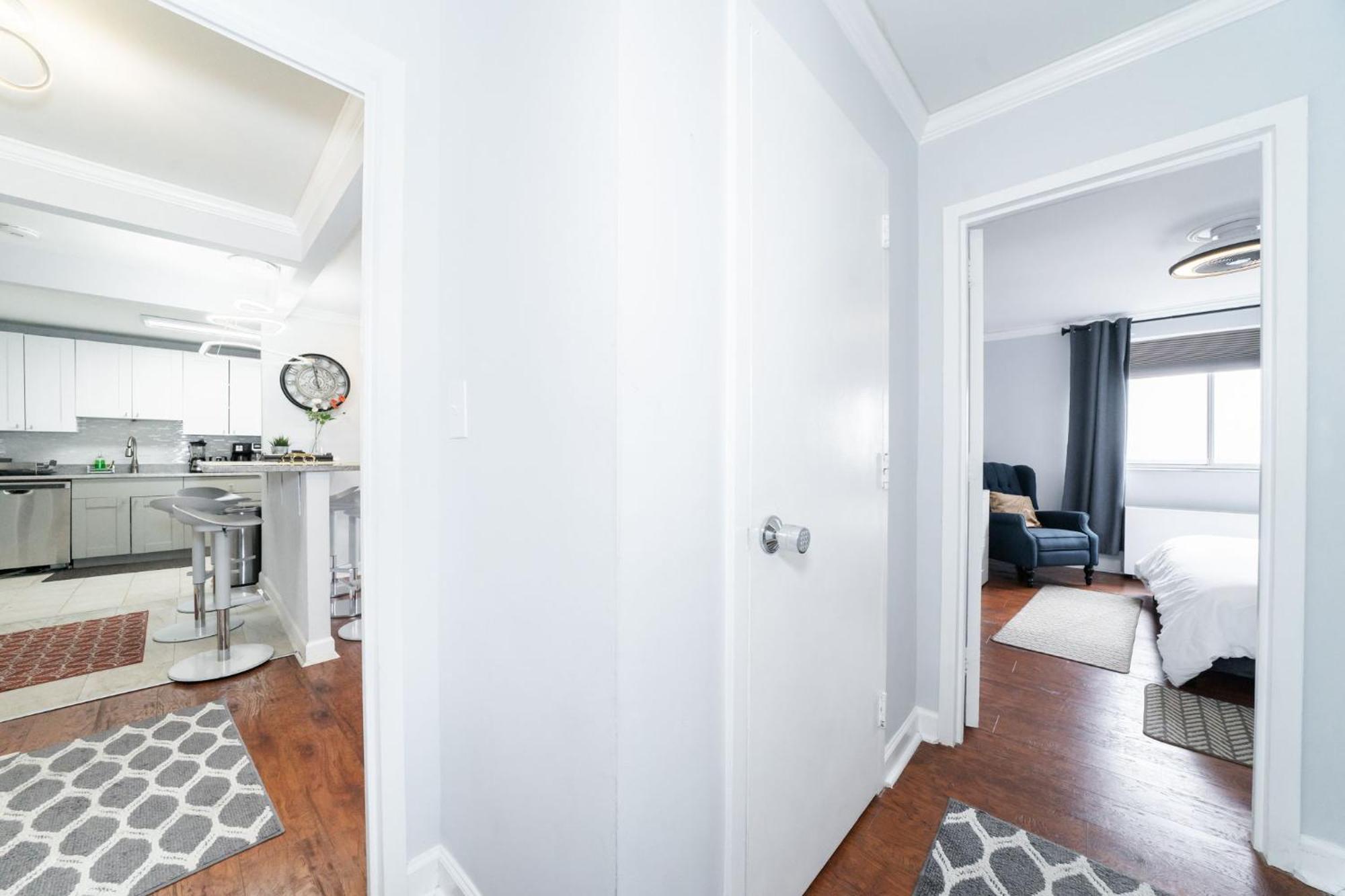 21Floor-Renovated 2Br,1Bath King And Queen Bed And Parking Atlanta Exterior photo