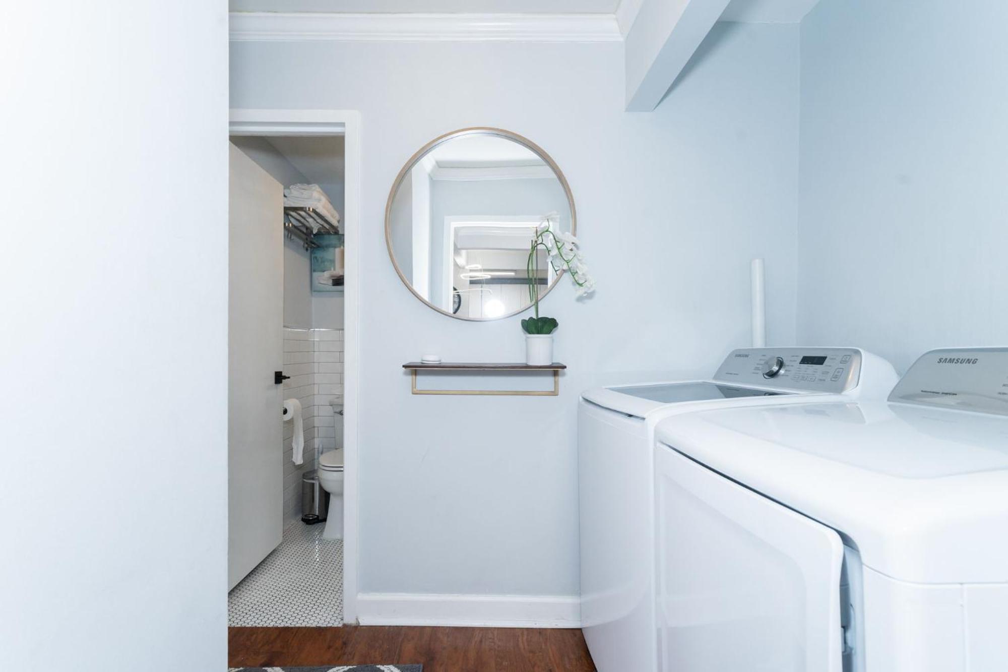 21Floor-Renovated 2Br,1Bath King And Queen Bed And Parking Atlanta Exterior photo